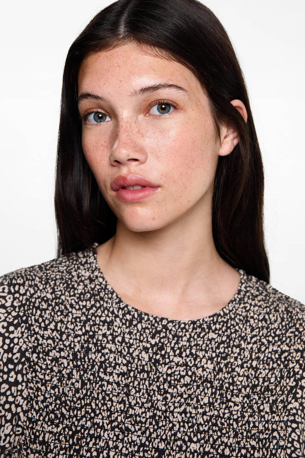 MANGO TEEN jurk met all over print en plooien bruin/zwart