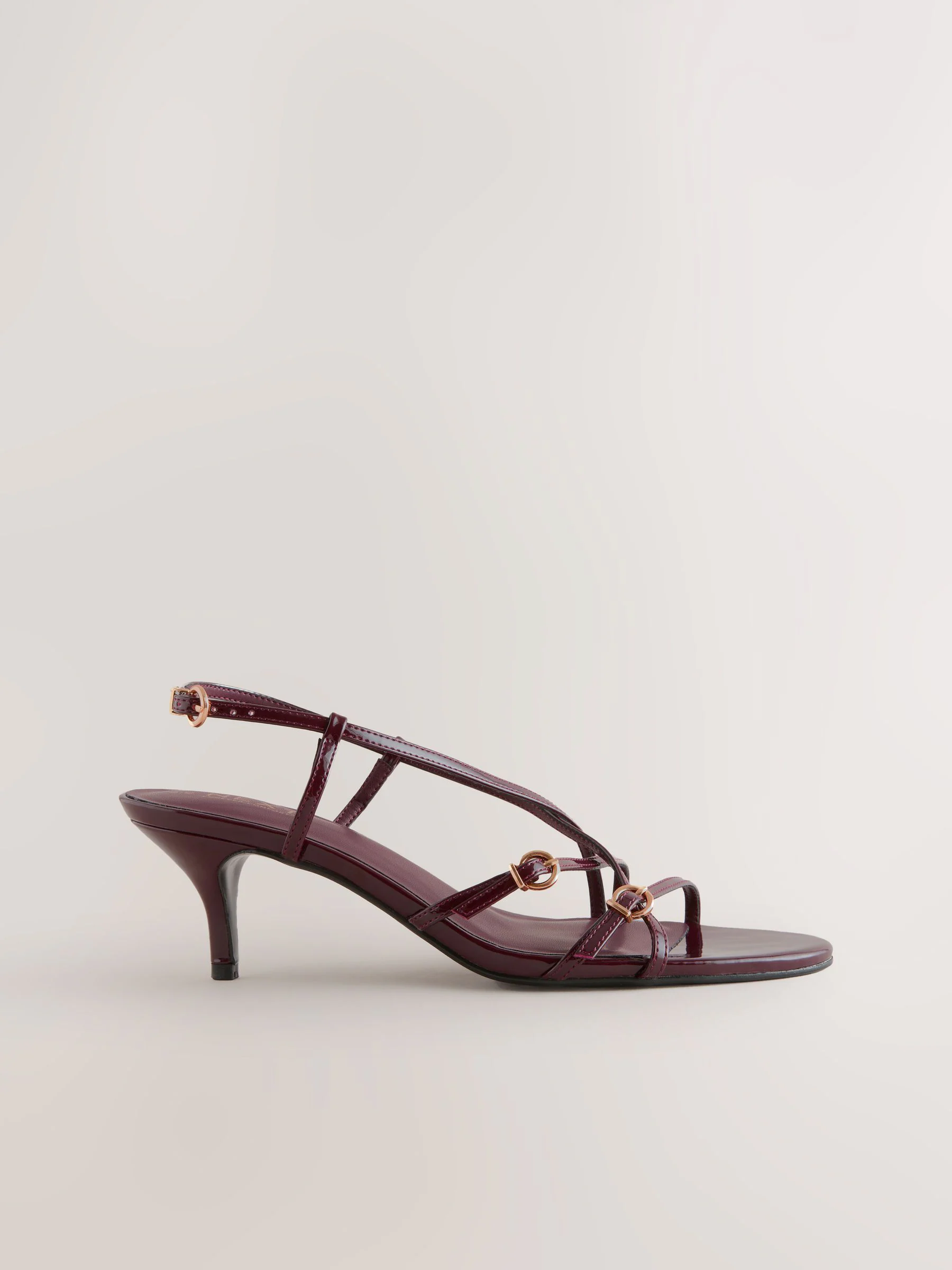 Bordeauxrood - Forever Comfort® Multi Buckle Strappy Kitten Heels