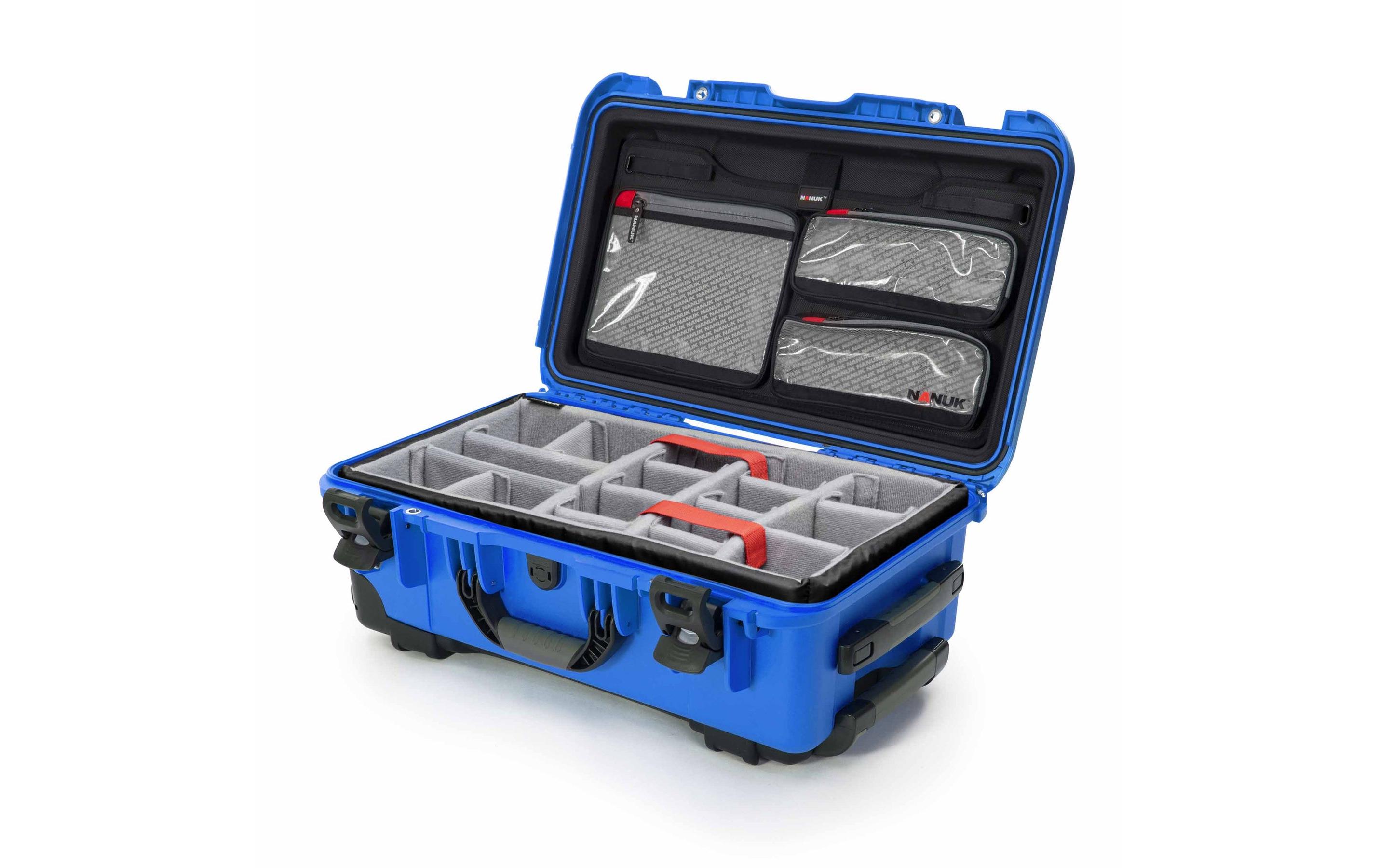 Kunststoffkoffer 935 - TW+DO Blau<br>Leichter, wasserdichter und robuster Hartschalenkoffer mit Trennwand und Deckelorganisator