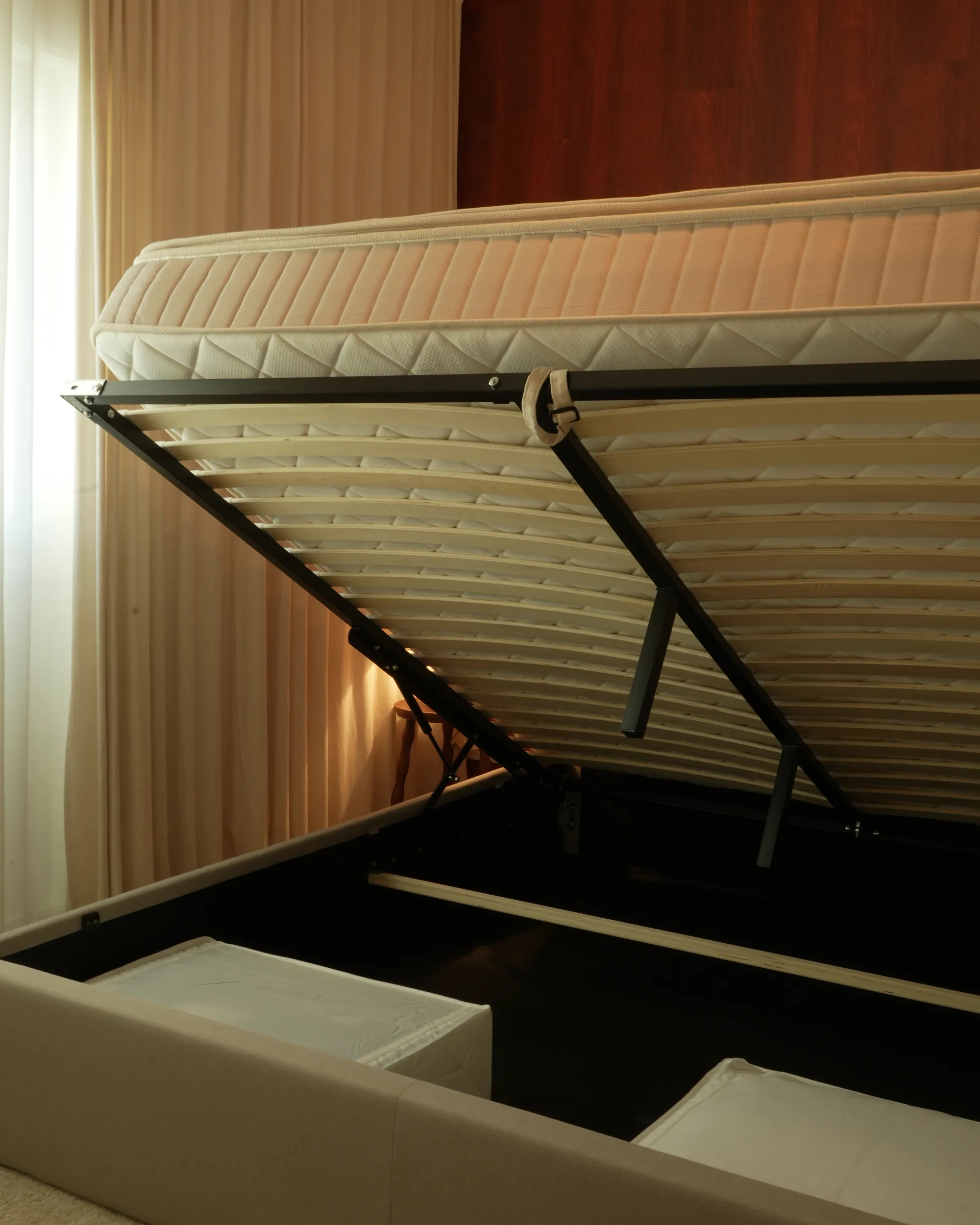 Opbergbed met LED Stof ARMELLE 180 x 200 cm Beige