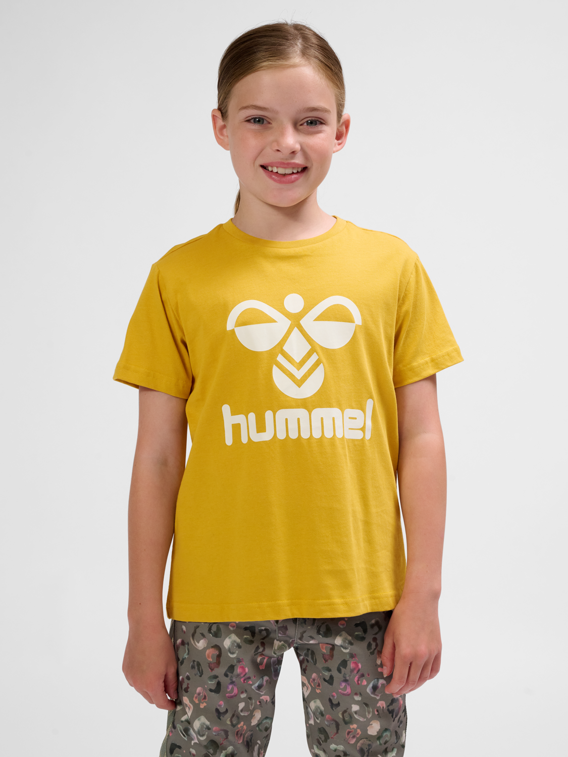 hmlTRES T-SHIRT S/S