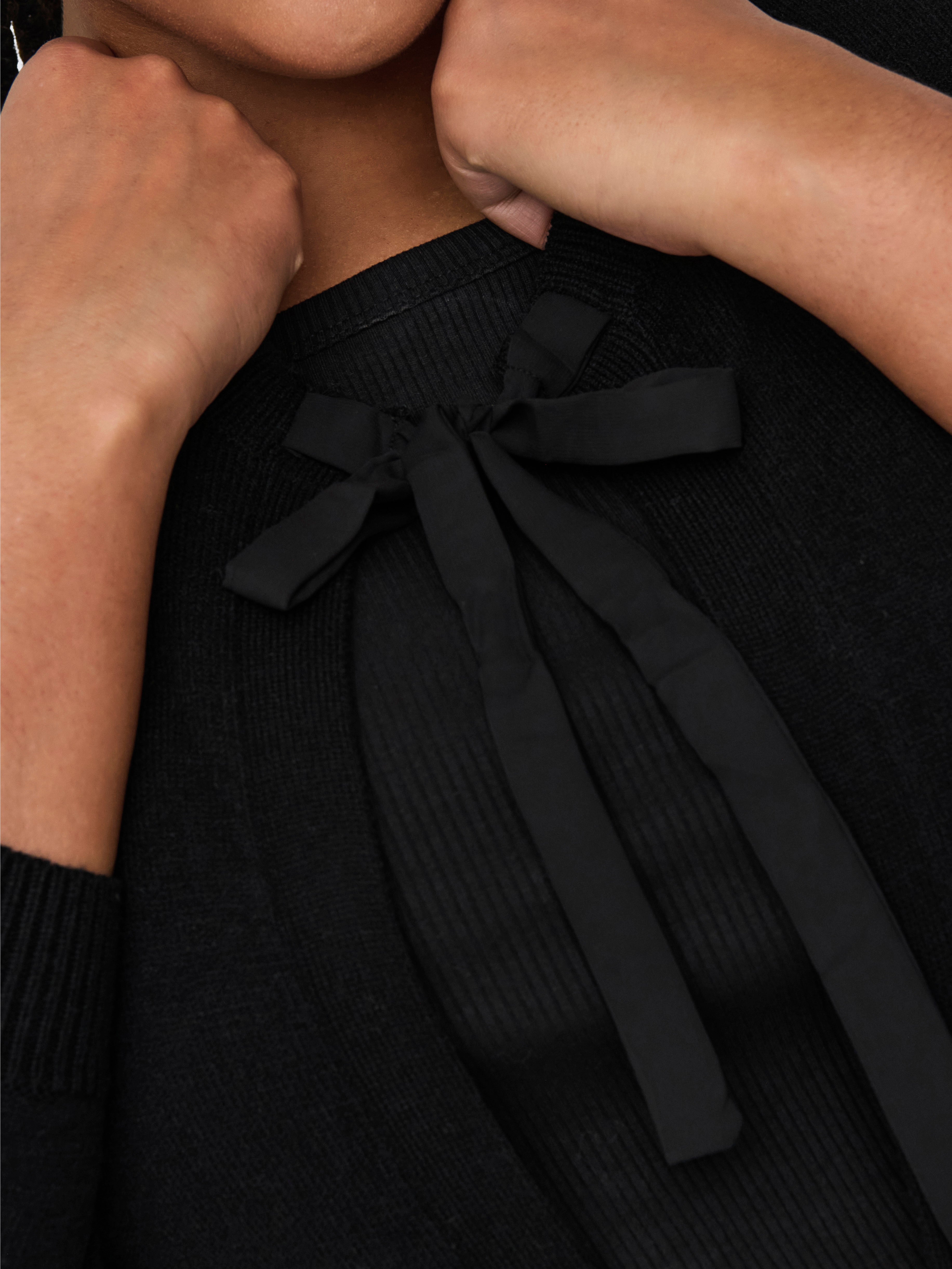 CARLOTTIE Strickjacke Black