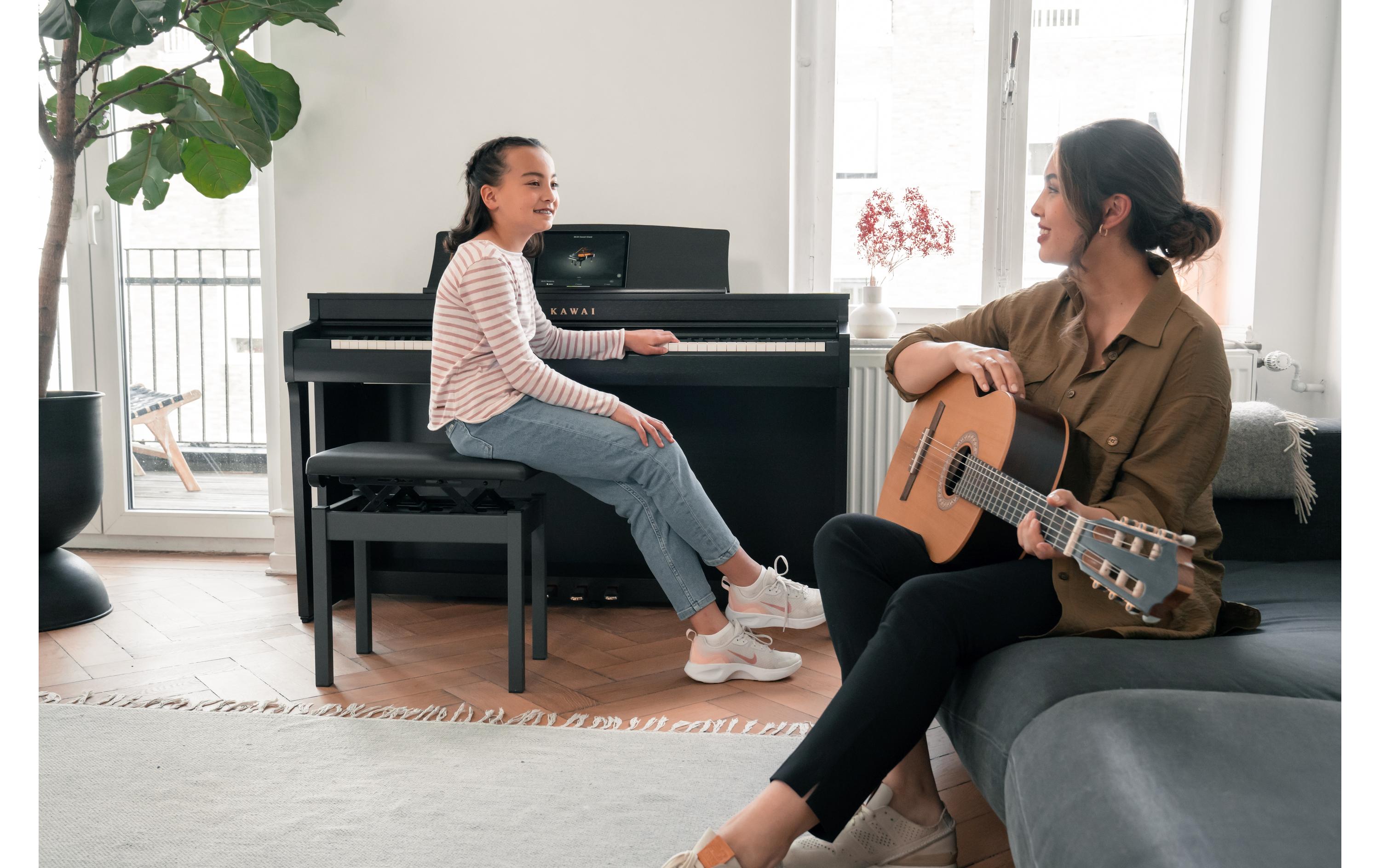 E-Piano CN-301 – Rosenholz<br>Digitalpiano mit Bluetooth-MIDI-Konnektivität, USB-Audiofunktionen und Unterstützung für die neuesten Apps