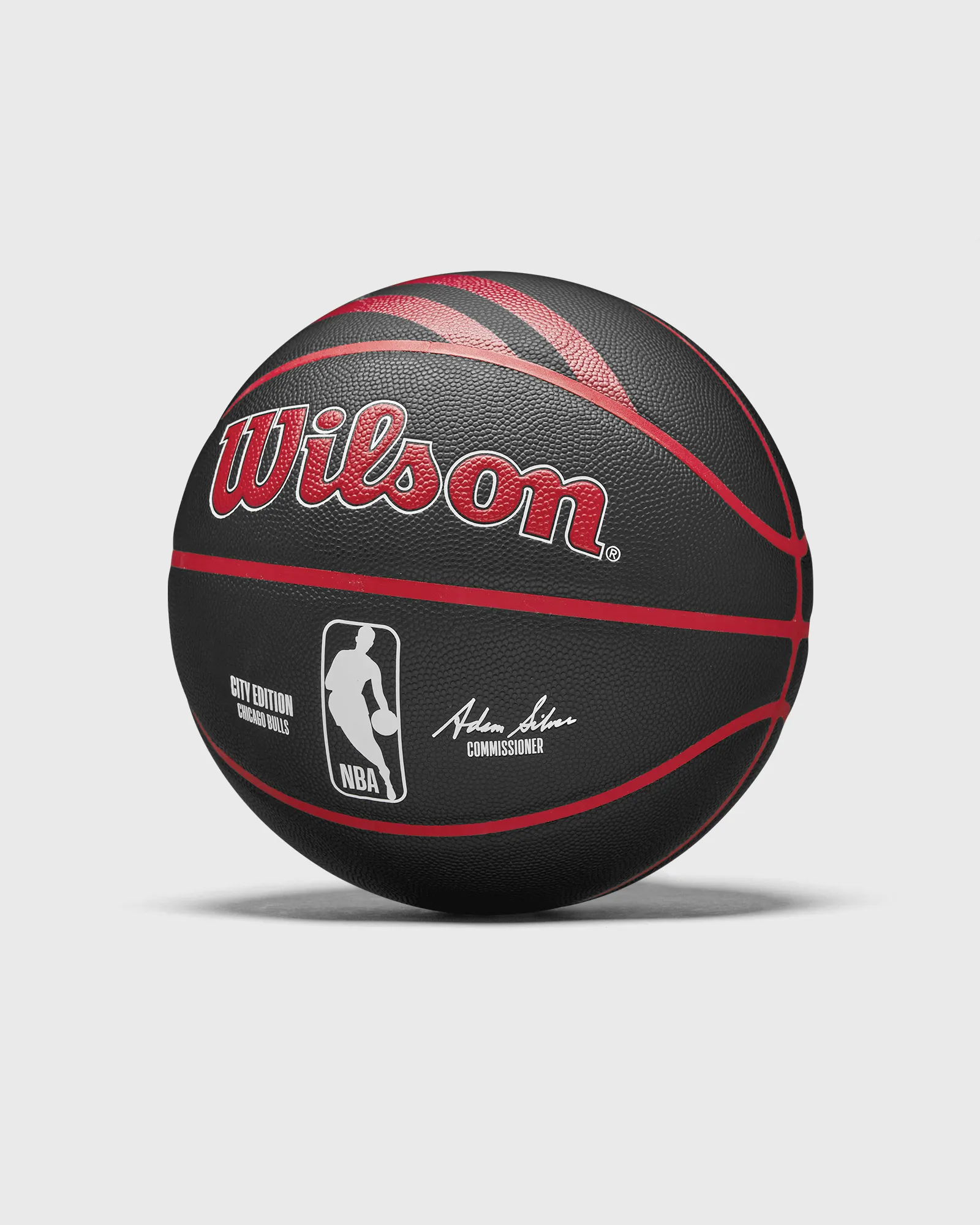 WILSON 2023 NBA TEAM CITY COLLECTOR CHICAGO BULLS SIZE 7