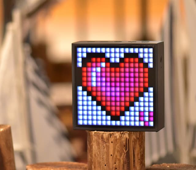 Divoom TimeBox Evo-højttaler (sort)