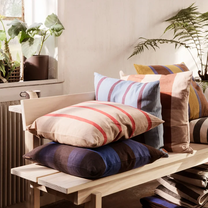 Ferm Living - Grand Kissen, 50 x 50 cm, camel / rot