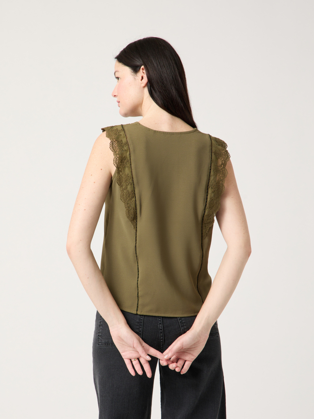 Top sans manches dentelles et col v