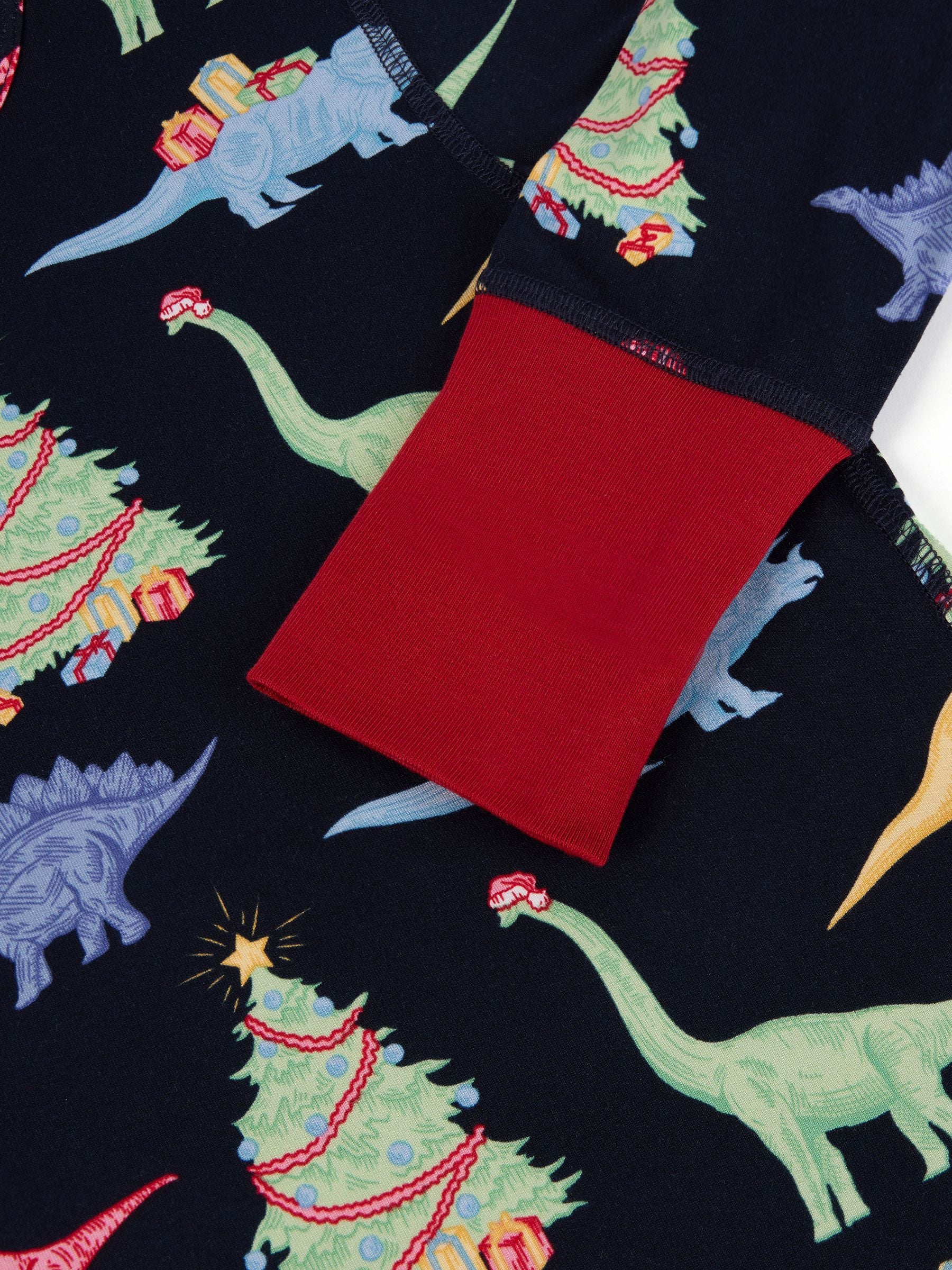 Chelsea Peers Kerstmis Lange Pyjama met Dinosaurusprint
