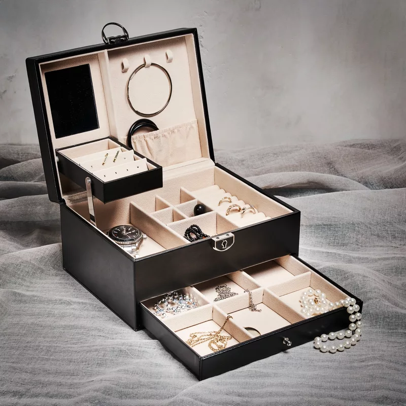Gillian Jones Large Classic Jewelry Box - Black 12010