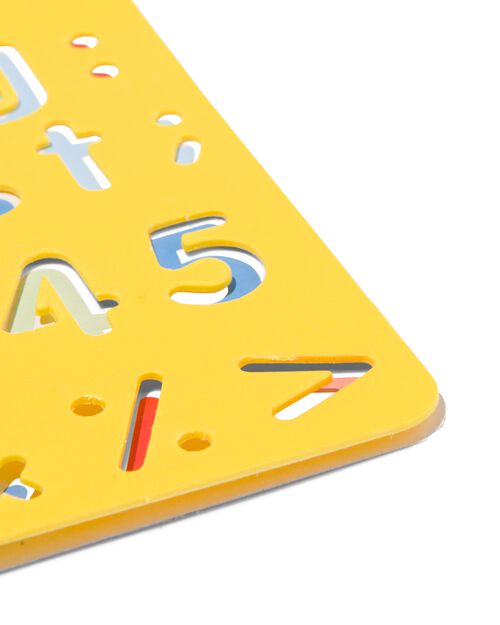 pochoir lettres et chiffres