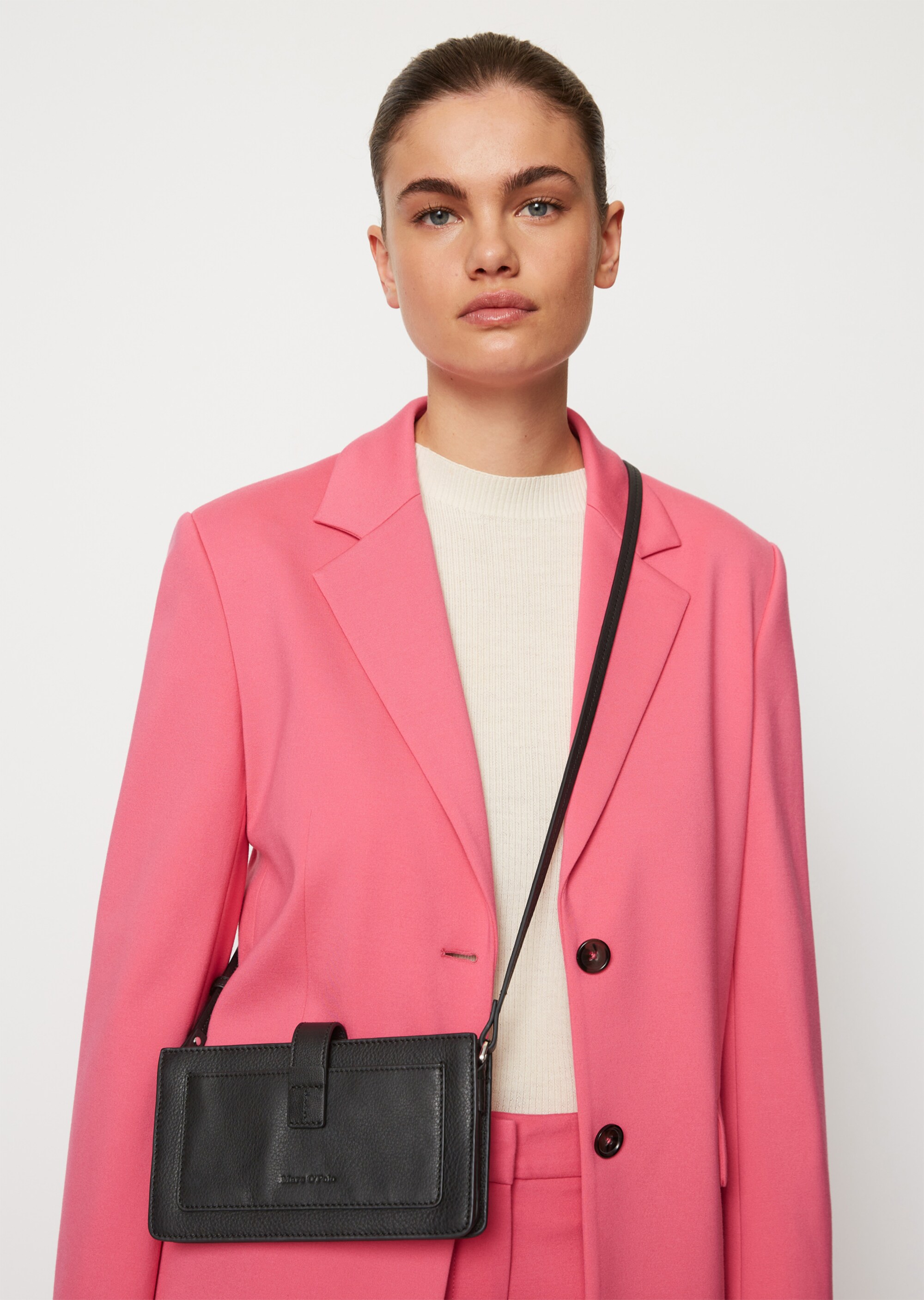 2in1 Crossbody Bagaus fein genarbtem Rindleder