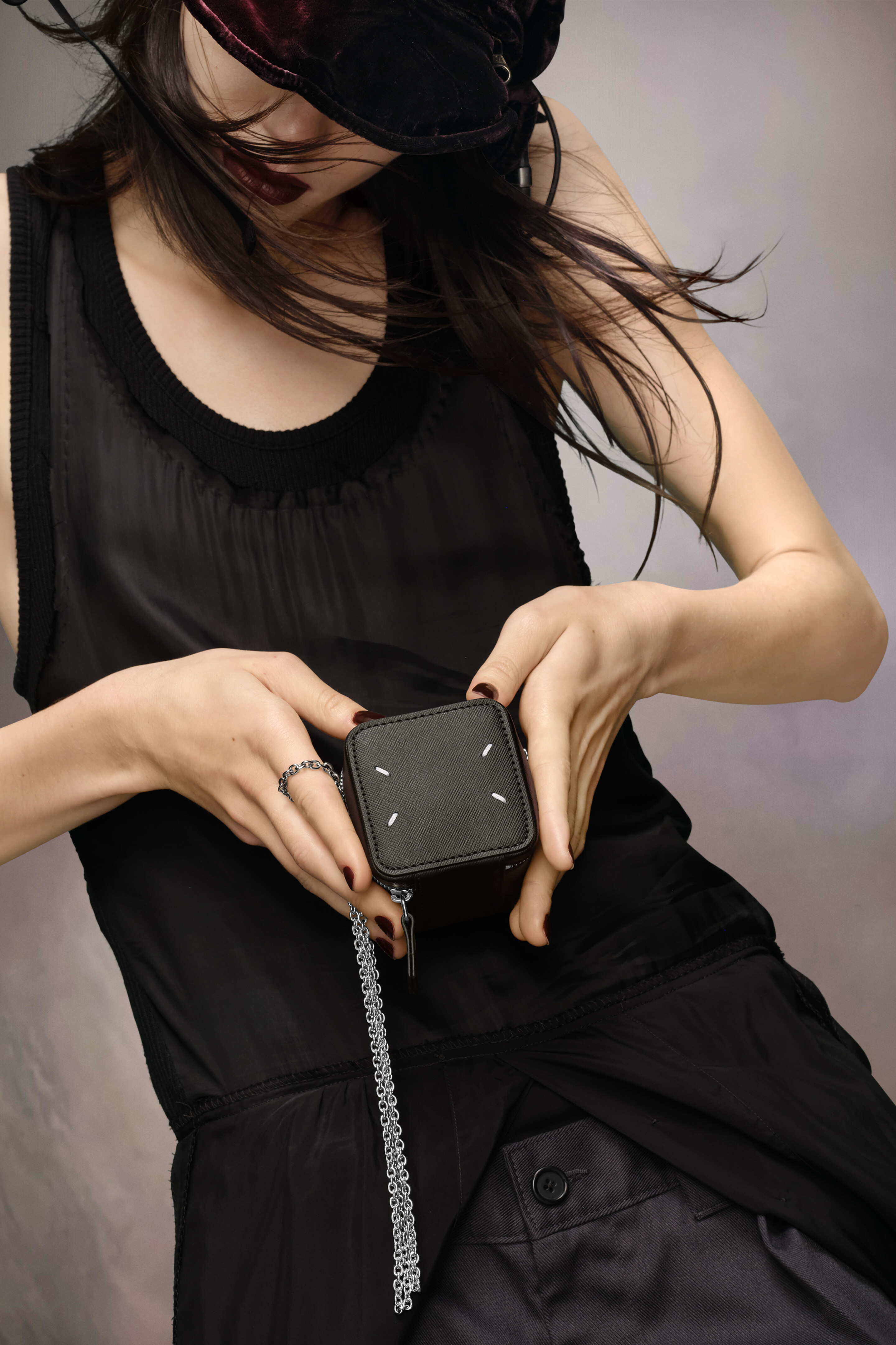 Mini sac box à épaule noir en cuir