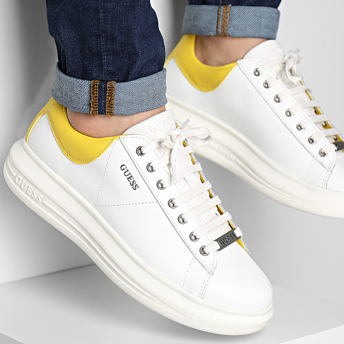 Baskets FM6VIBELL12 White Yellow