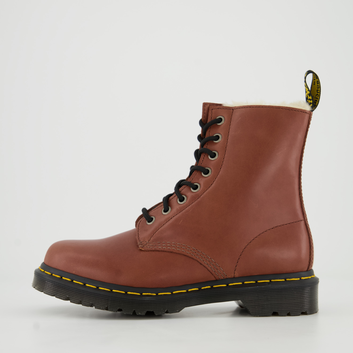 Dr. Martens 1460 Serena