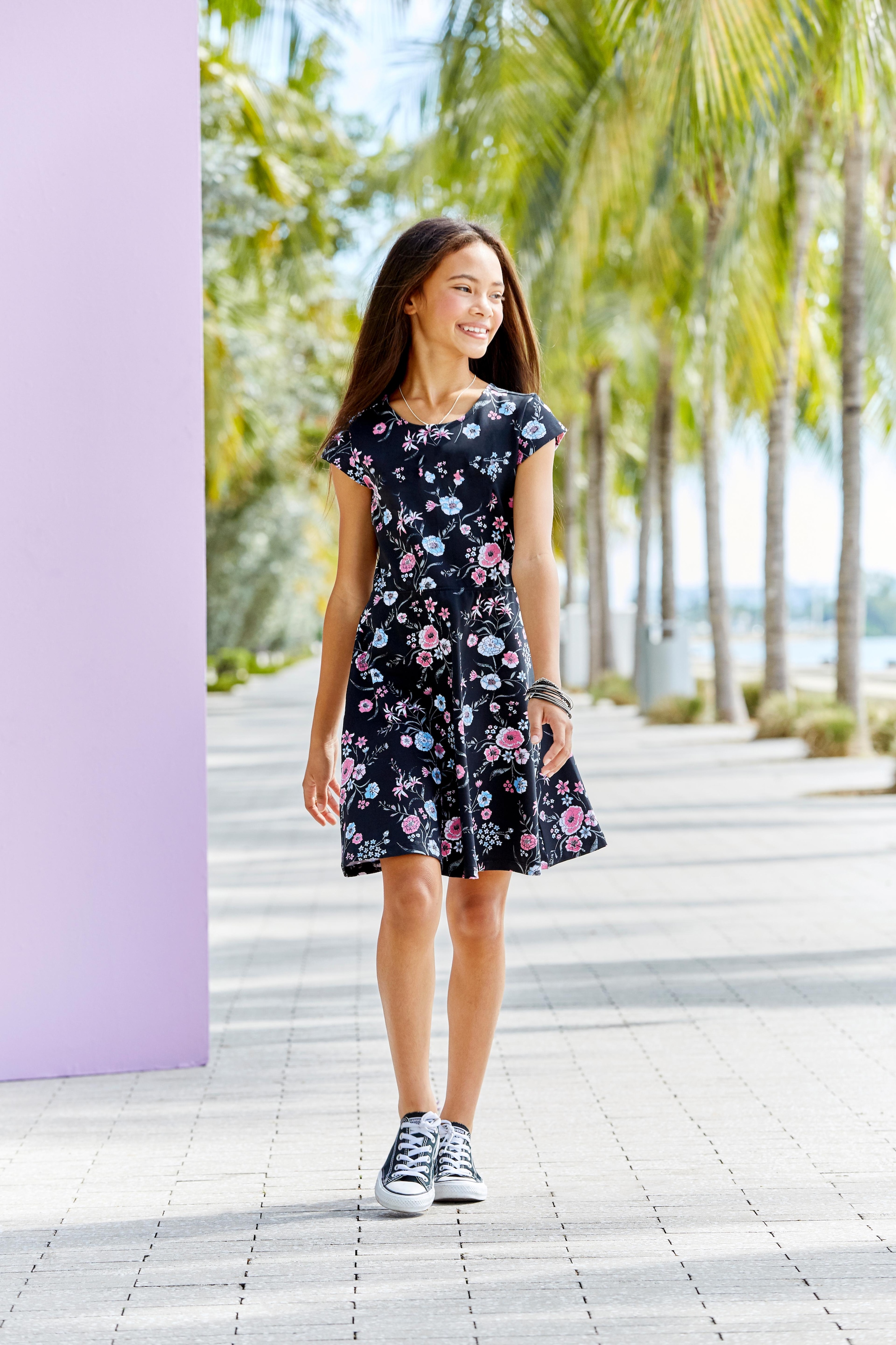 KIDSWORLD Jerseykleid festliche Anlässe,  kniefrei,  lässig-verspielt