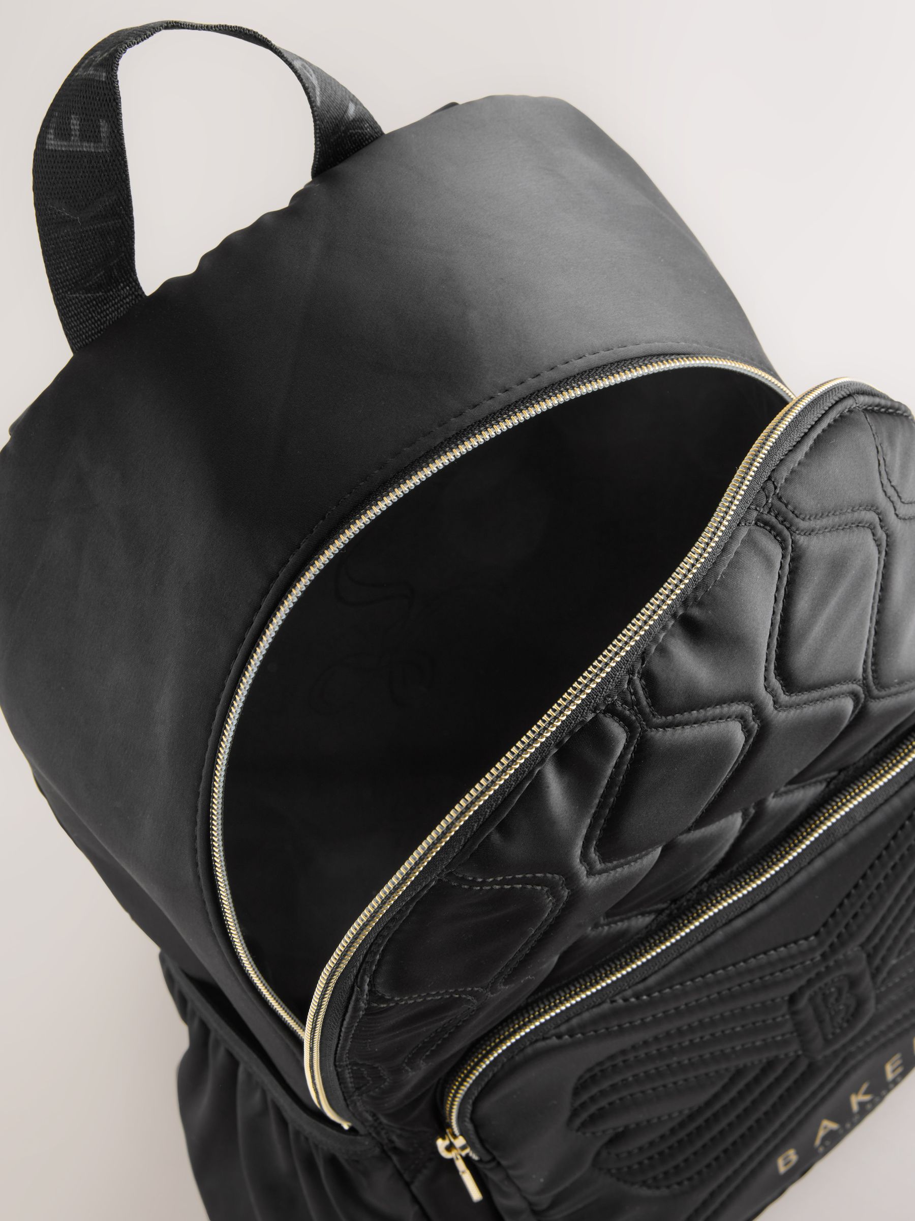 Baker by Ted Baker gewatteerde zwarte rugzak met strik en etui voor meisjes, voor de Back to School collectie