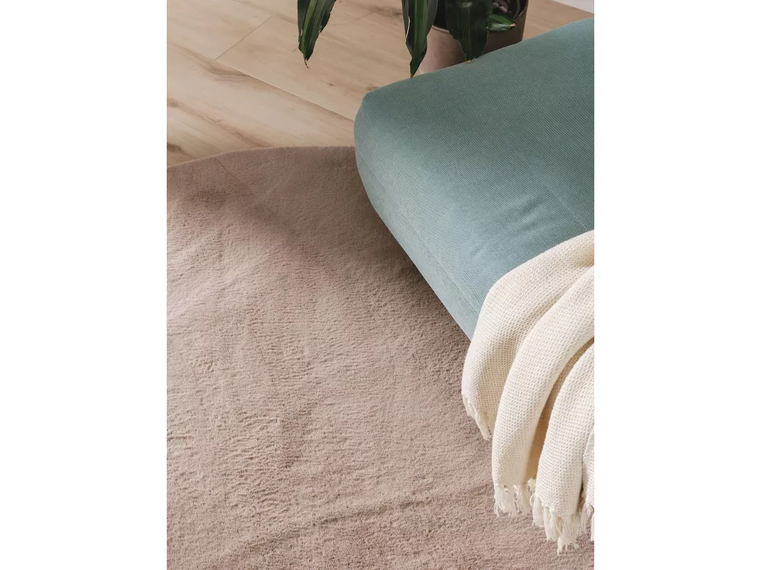 Tapis en fausse fourrure Furry Taupe ø 160 cm rond