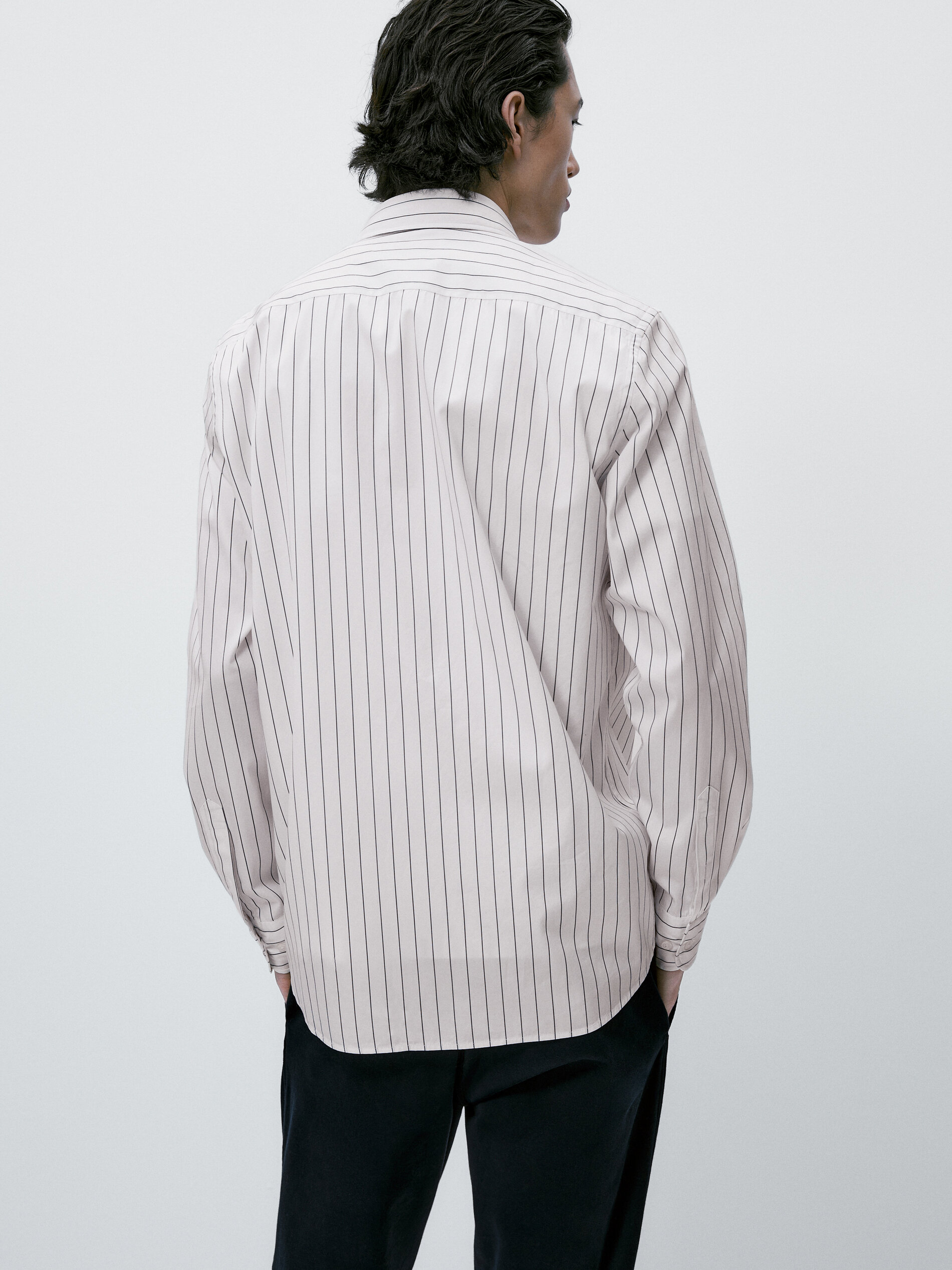 Camisa listrada de algodão popeline com modelagem regular - AZUL MARINHO