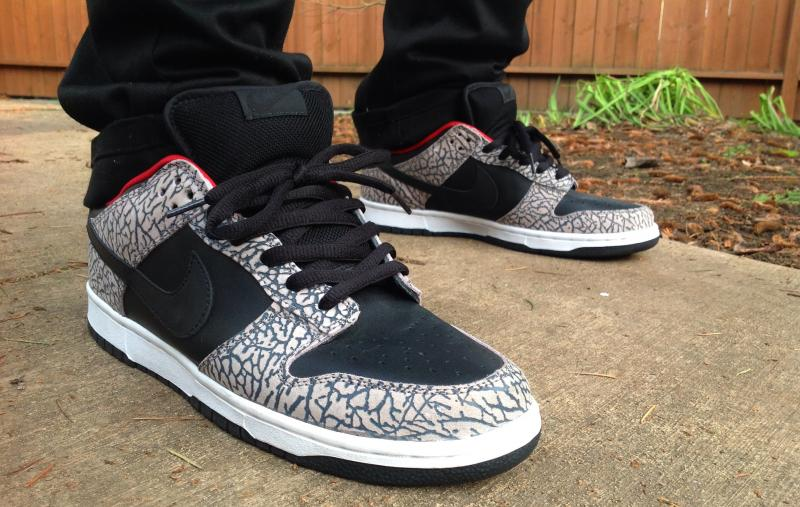 Nike Dunk SB Low Supreme Black Cement