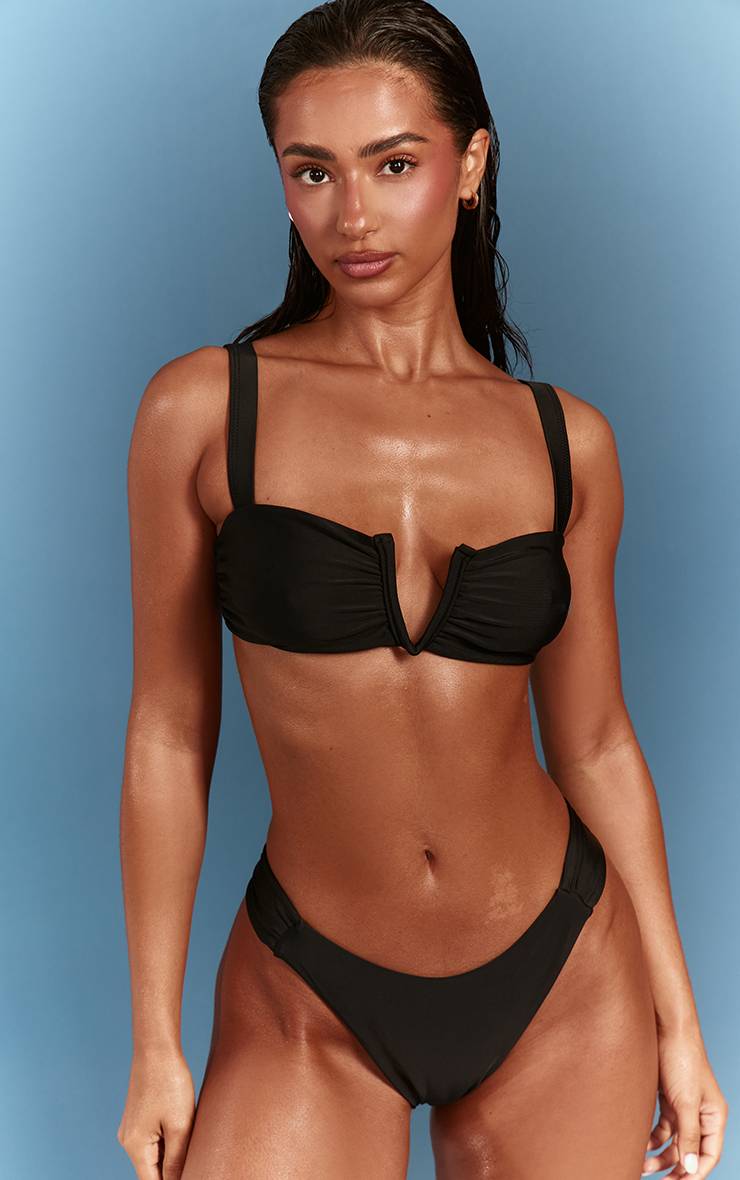 Noir Haut De Bikini À Détail En V Devant Et Attaches Dos