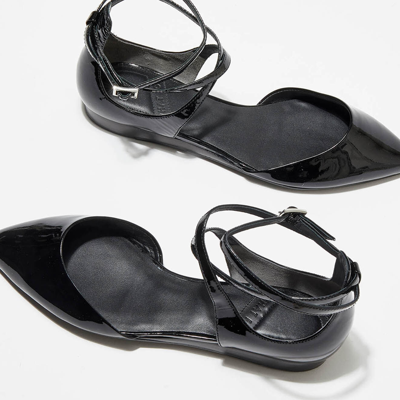 What For Chaussures ouvertes en Cuir Verni Edith noires