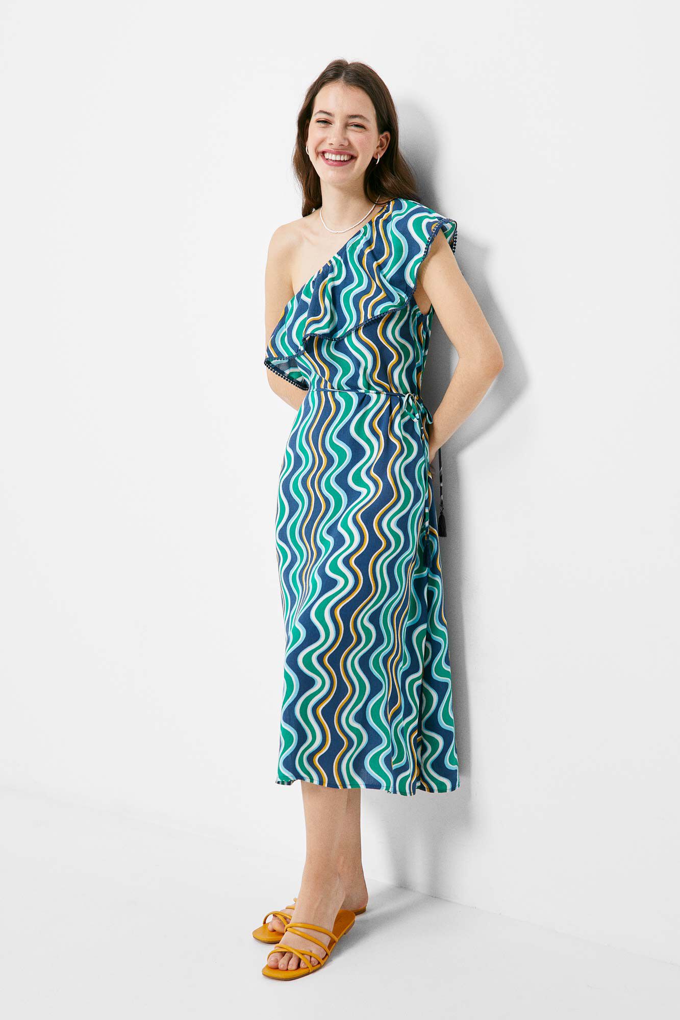 Vestido midi com decote assimétrico e estampa - Estampa azul