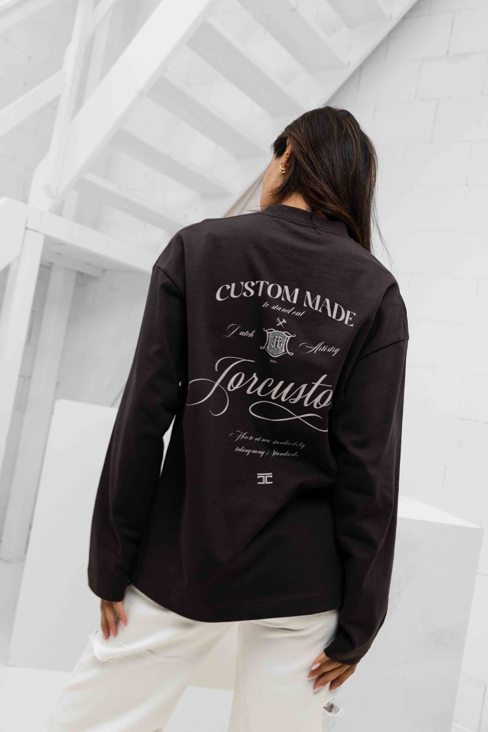 Jorcustom Handscript Longsleeve T-Shirt Dames Bruin