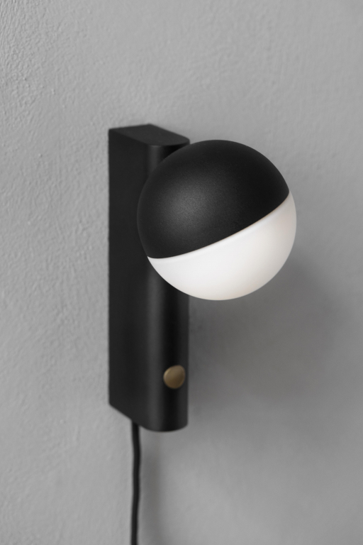 Northern Balancer Mini tafel- en wandlamp staal