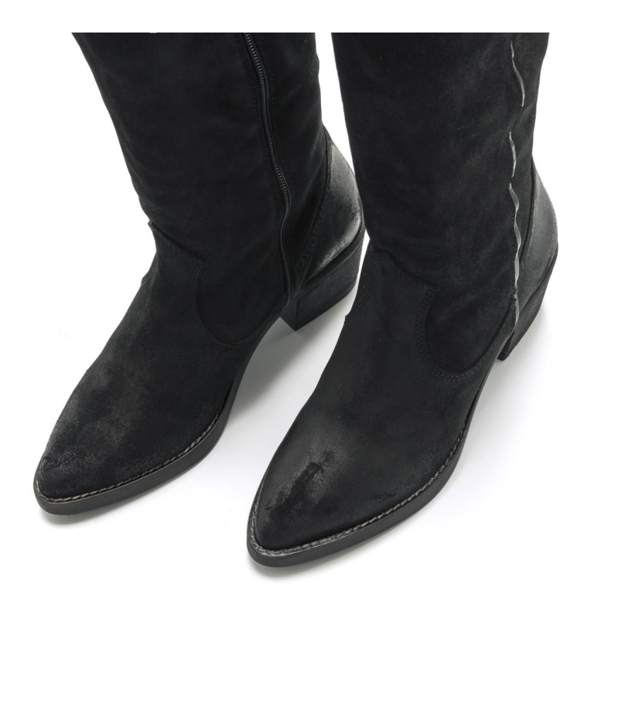 Botas Mustang Teo em couro preto - Salto de 5 cm -