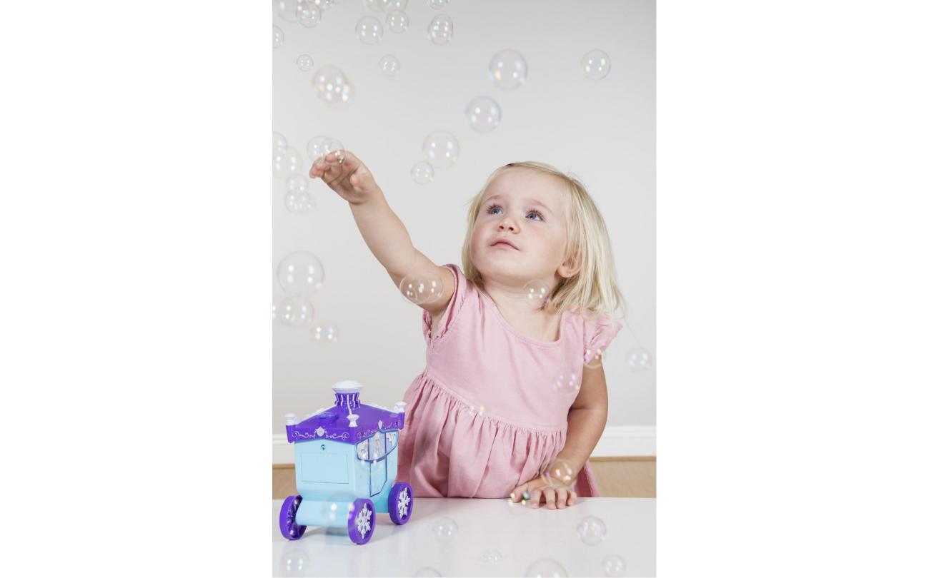 Frozen Elsa's koets bellenblaasapparaat