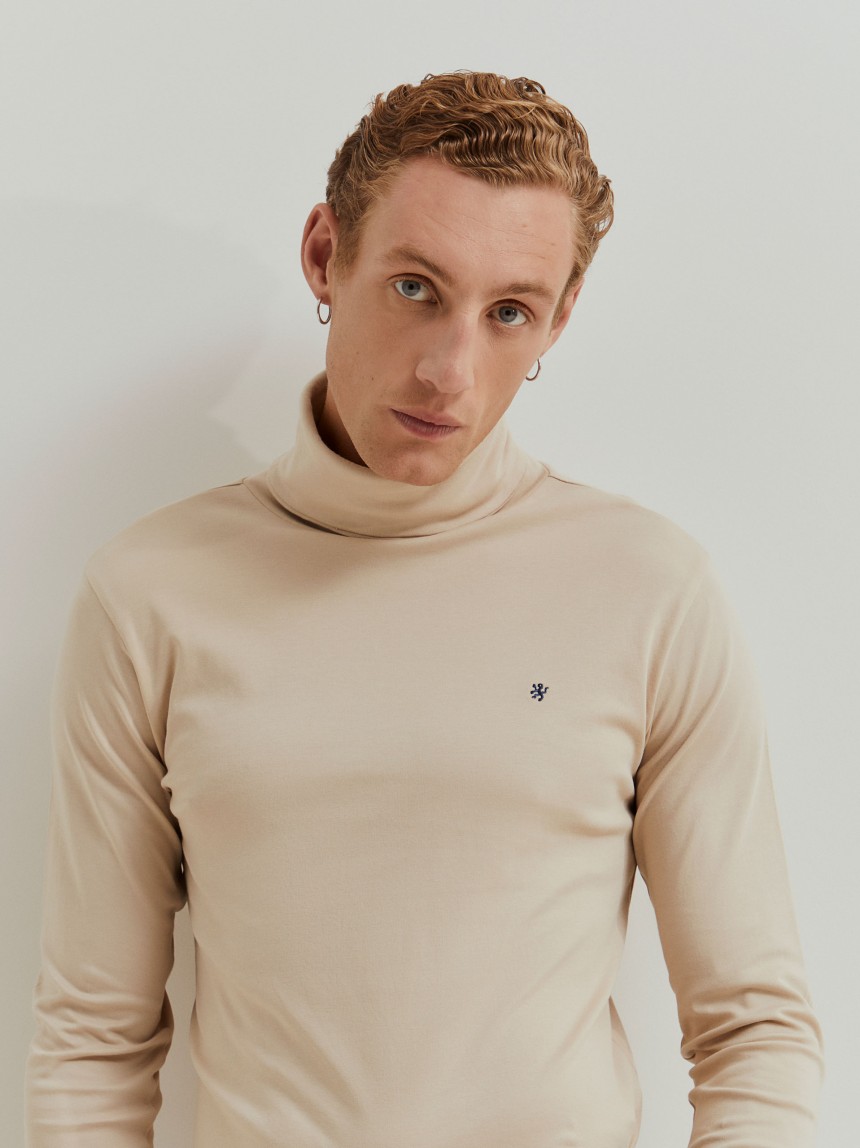 Camisola básica de gola alta em algodão