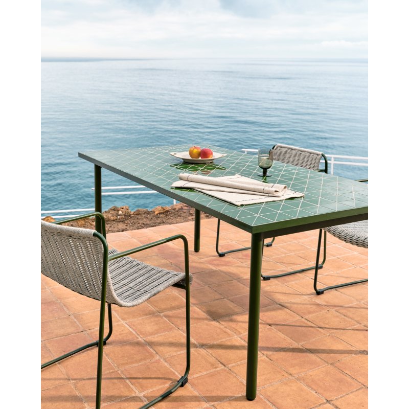 Table d’extérieur Maurina en acier galvanisé vert et céramique verte 182 x 91 cm