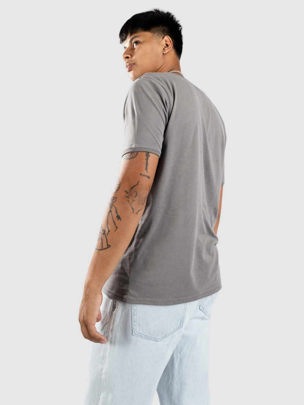 Kazane Moss T-Shirt gargoyle