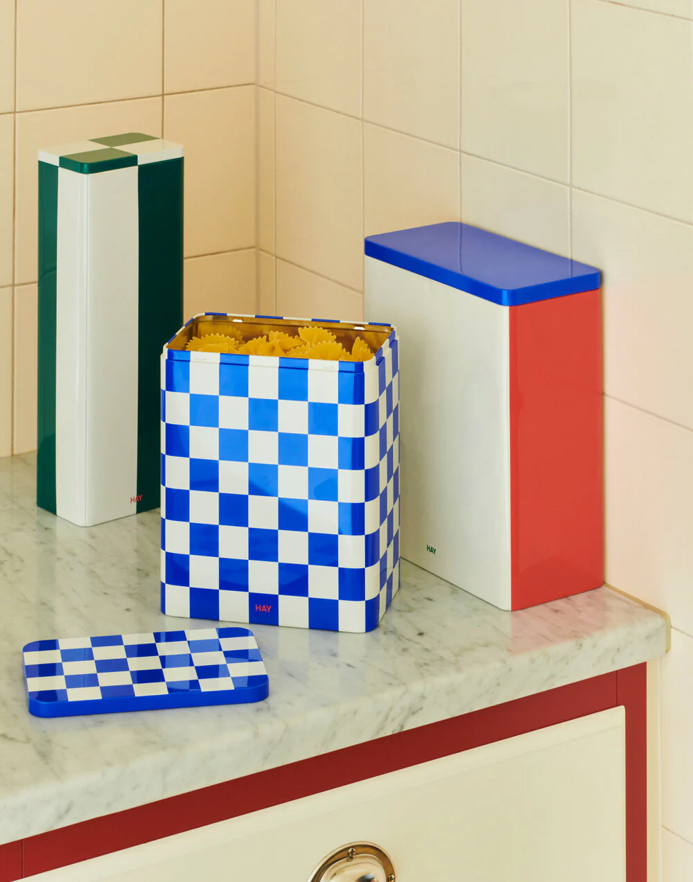 HAY  Tin beholder, X-Large - Off-white/blue/red