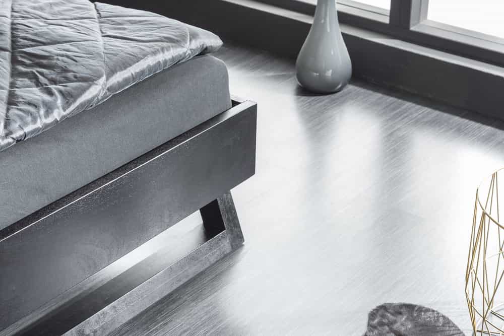 Design Bett SCORPION 180x200cm schwarz Mangoholz 3D Schnitzerei Massivholz Doppelbett
