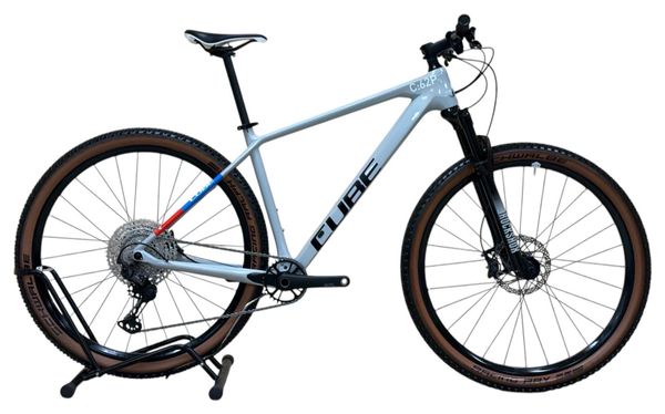 Produit reconditionné . Cube Reaction C62 Pro Carbon Shimano XT 2022 . VTT . Cube . très bon état