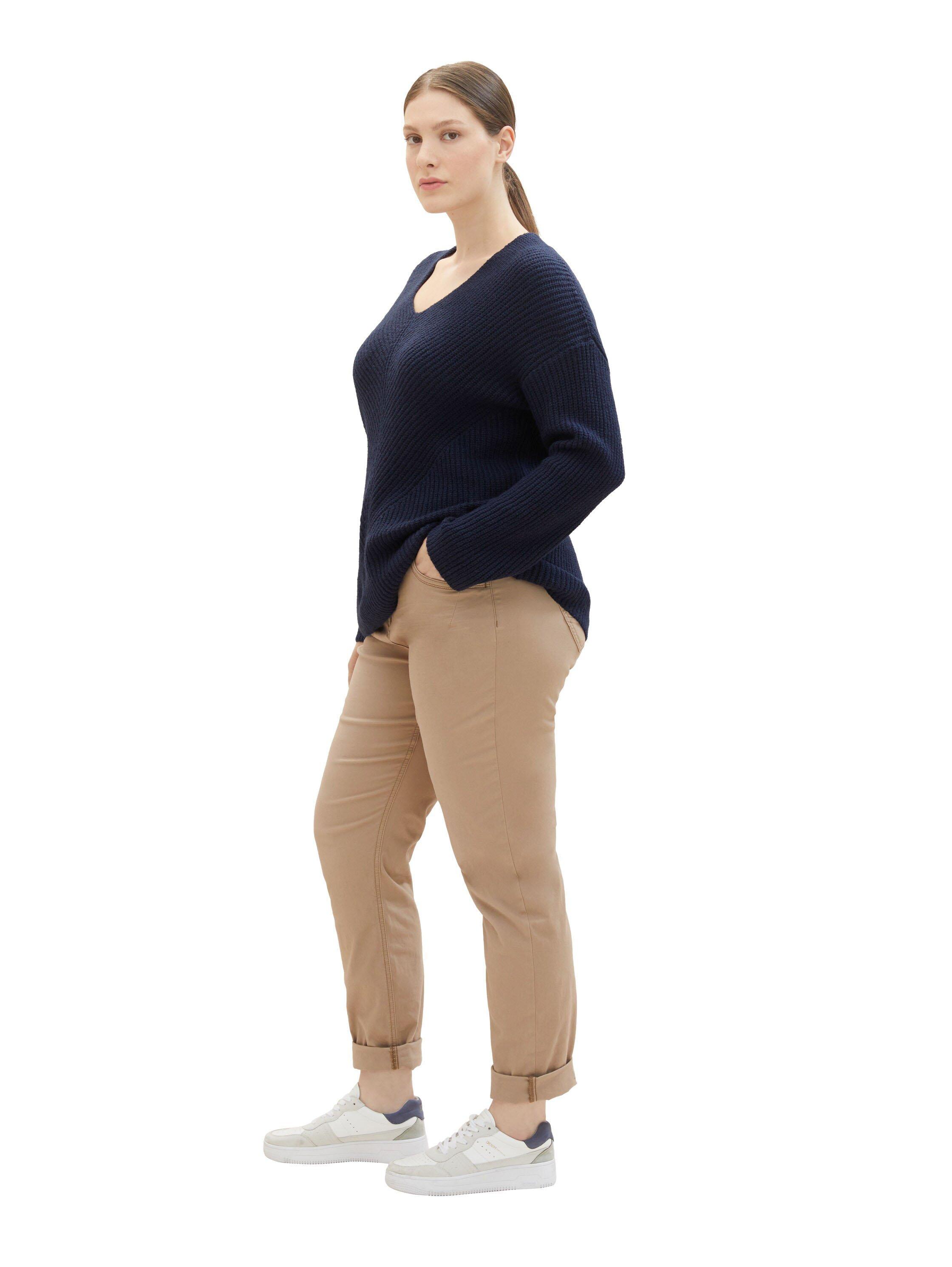 Strickpullover in Rippstruktur, mit V-Ausschnitt