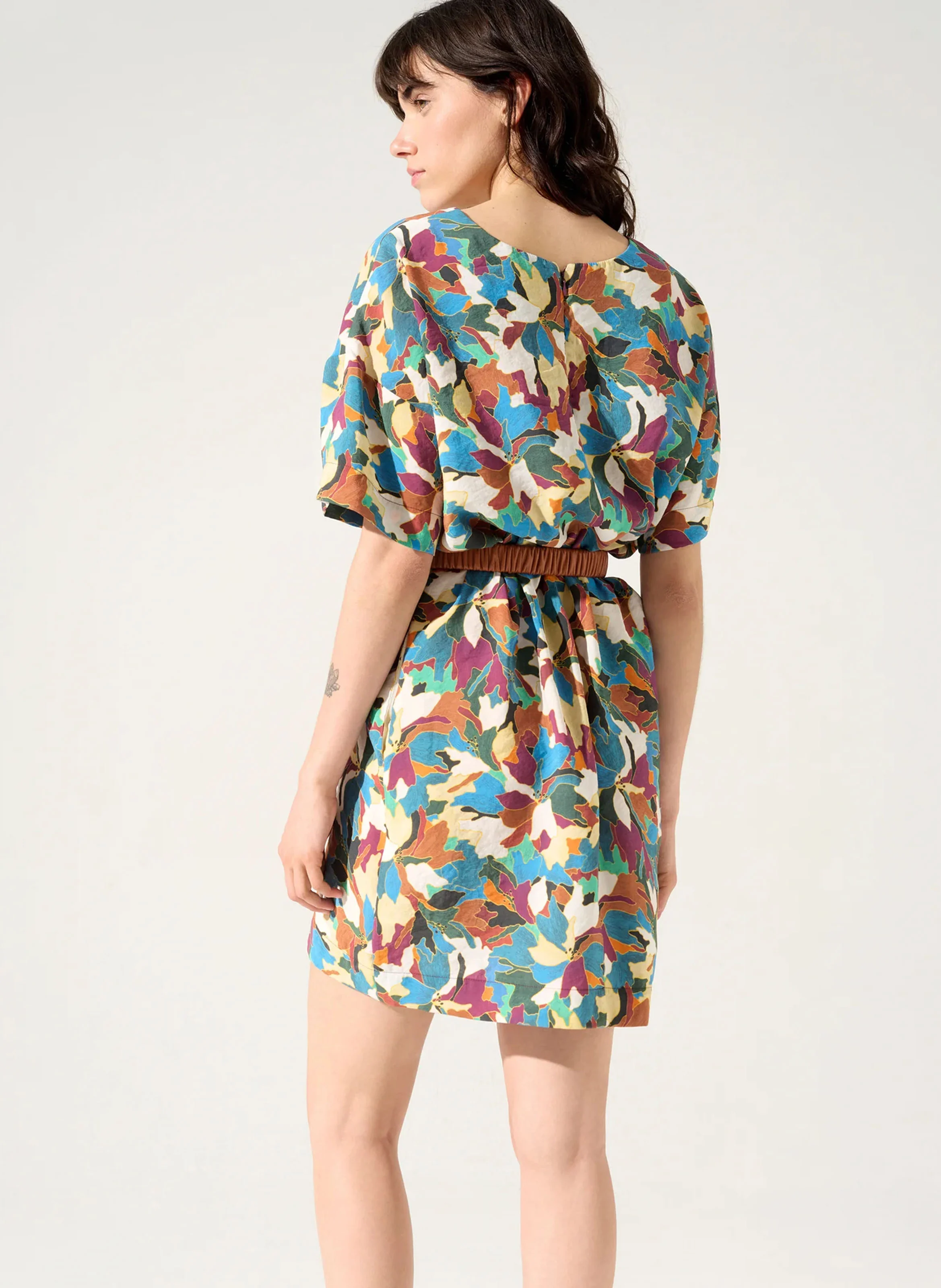 BLOOM - Robe midi col rond à imprimé floral | Bleu