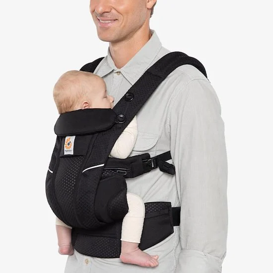 Porte-bébé Omni Breeze   Noir Onyx        de               Ergobaby