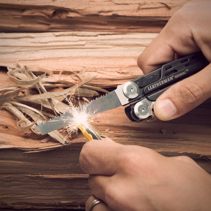 Leatherman Signal m/taske<br> Real villmarksmodell med 19 verktøy!