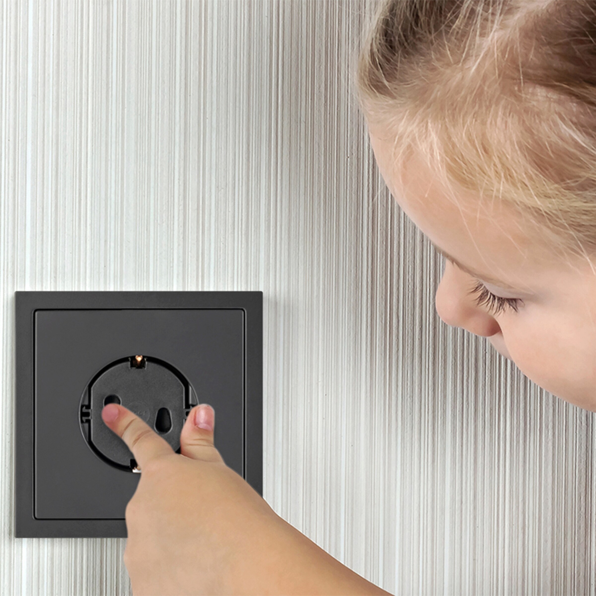 reer 20er-Pack Steckdosenschutz schwarz