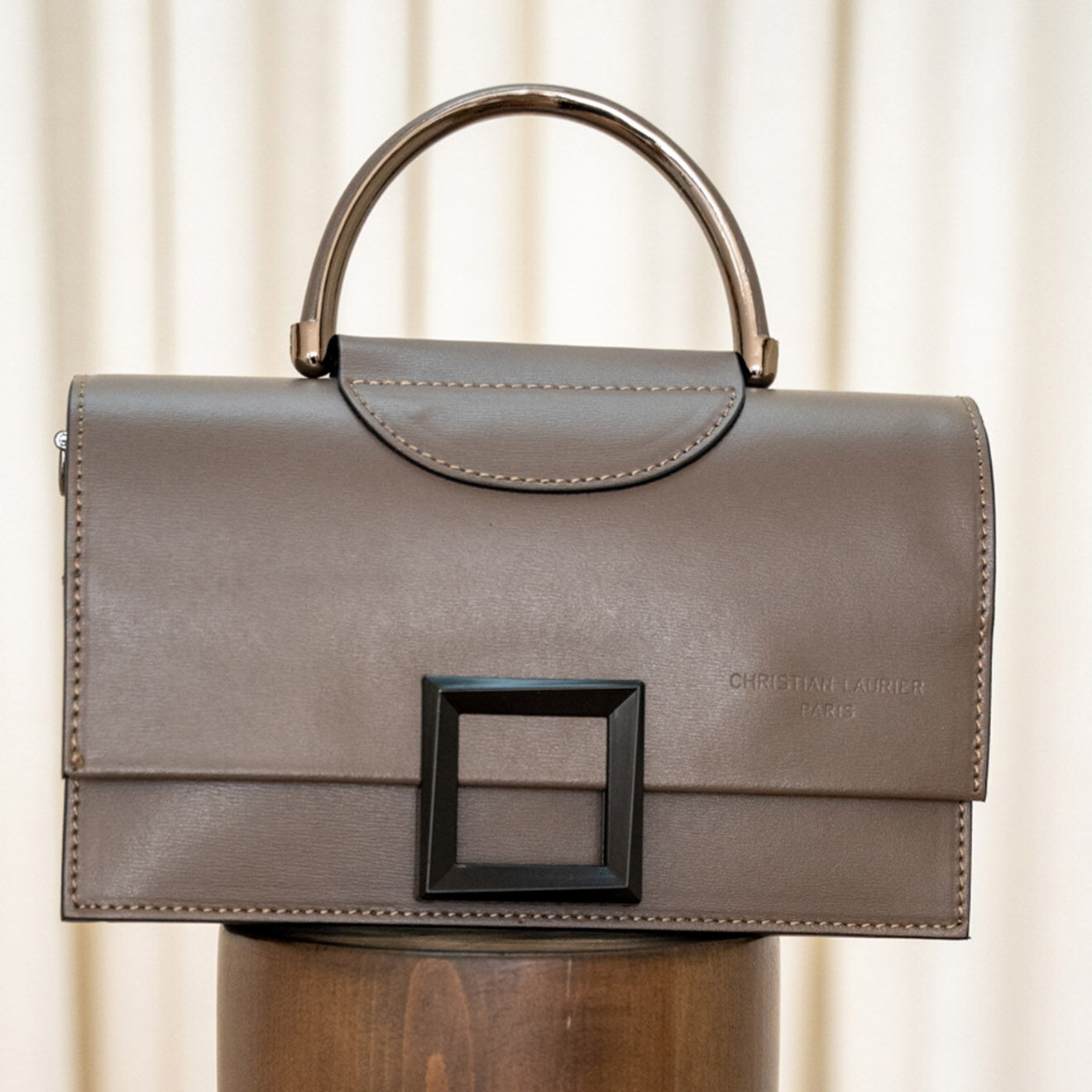 Christian Laurier Sac à main en Cuir Milo taupe  - 22x15x8 cm