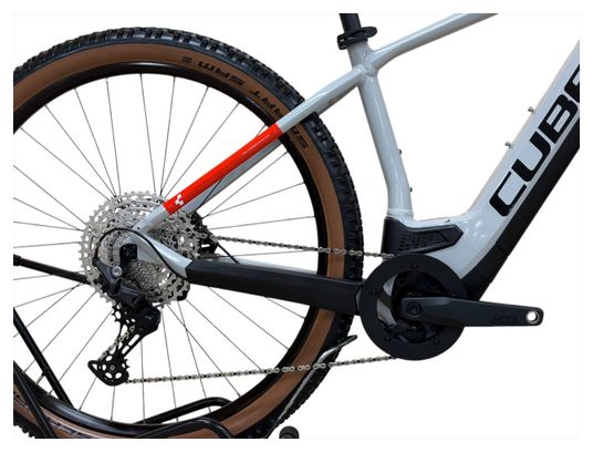 Produit reconditionné . Cube Reaction Hybrid Pro 625 SHIMANO DEORE 2022 . VTT électrique . Cube . très bon état