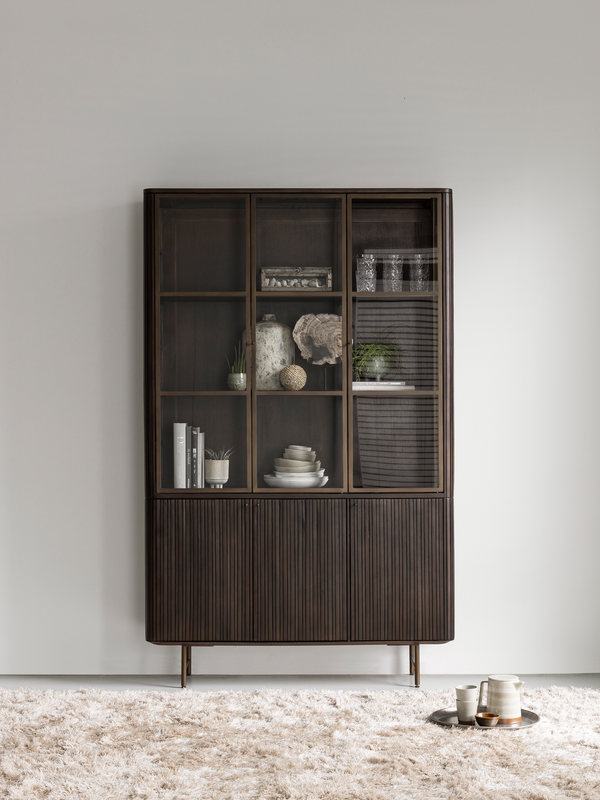 DTP Home   Maroon Vitrinekast
