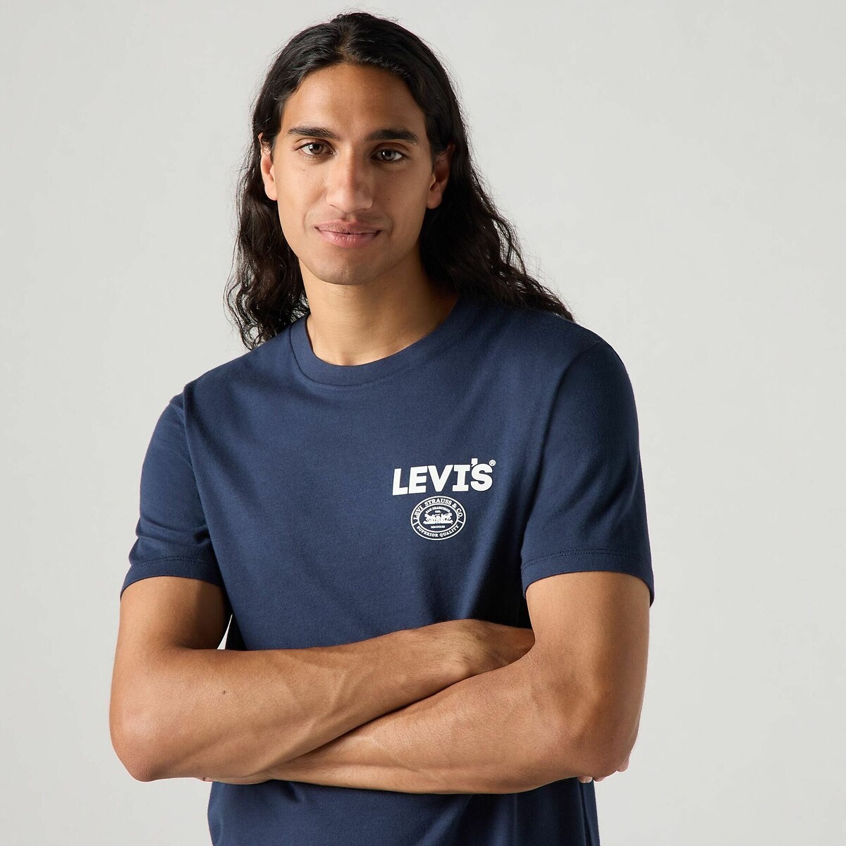 Camiseta Levi's com gola redonda estampada