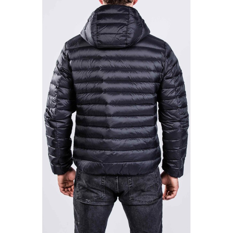 Mystic Jacket Voyage 2018 black - The Corner Shop