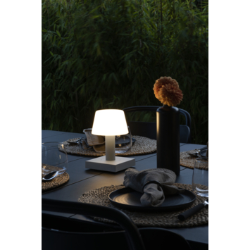 Konstsmide tafellamp Monaco draadloos USB wit