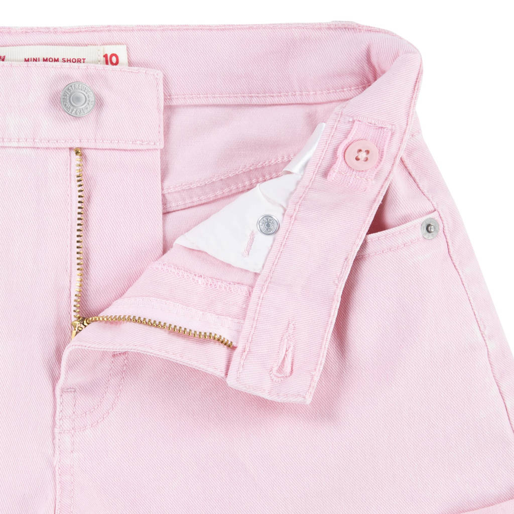 Levi's mom denim short chalk pink