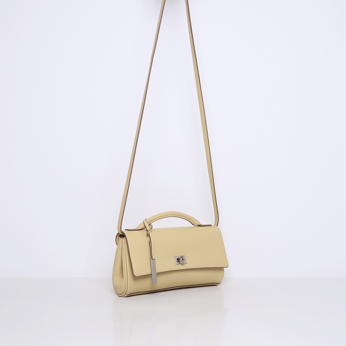 CHARLTON | BUTTER