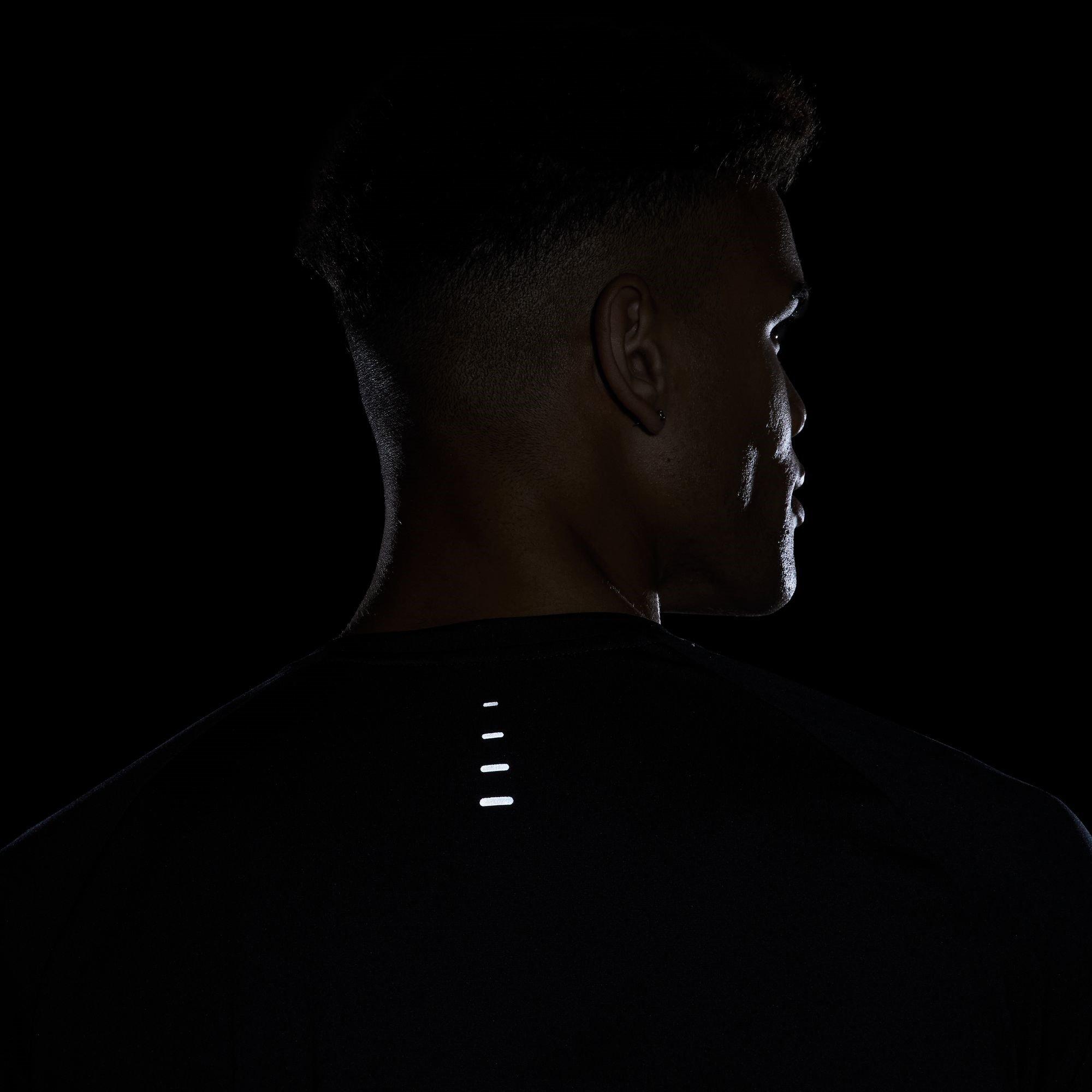 Nike Stride Short Sleeve Performance Tee Mens